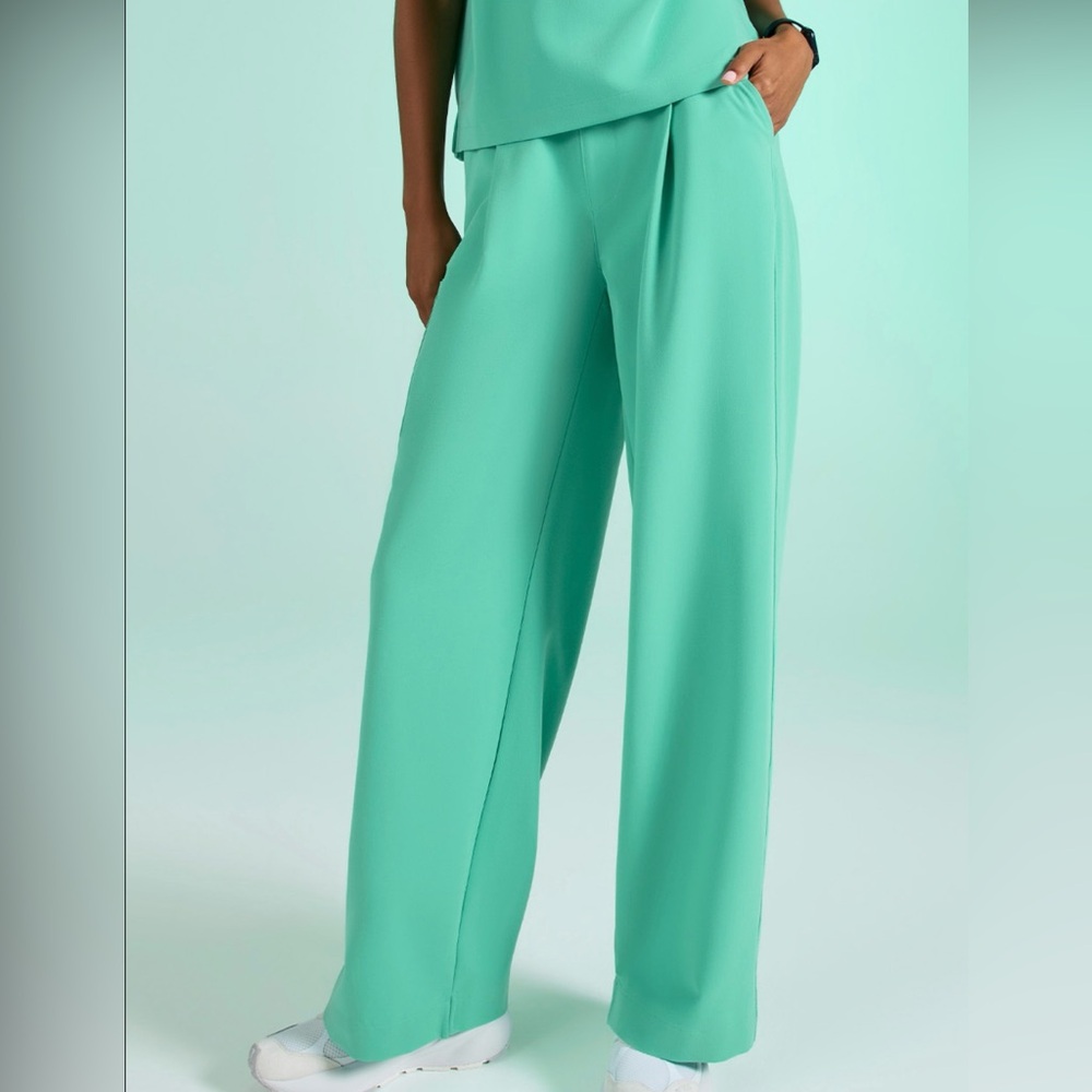 Figs Elegant surgical Green Women's Pants